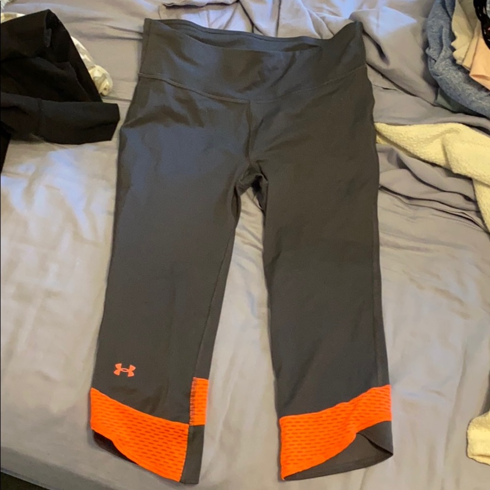 Under Armour Cropped Leggings